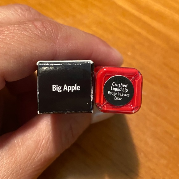 Bobbi Brown Crushed Liquid Lip - Picture 7 of 10